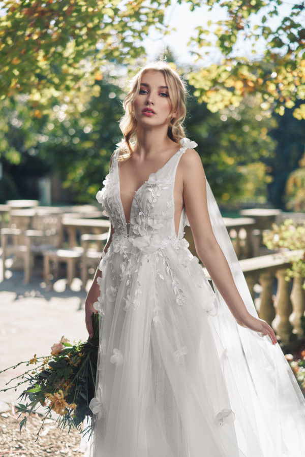 CASSY R - Em Bridal | Sydney Wedding Dress Designer